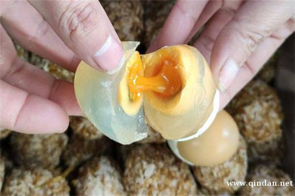 快速腌制咸鸭蛋的方法